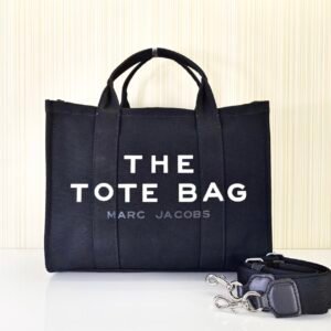 The tote bag 22001 stock