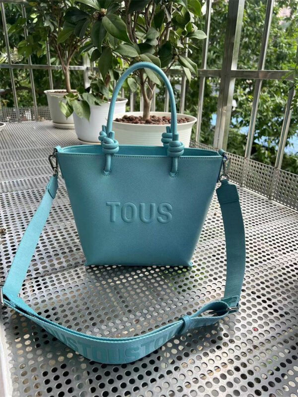 tous medium shopping bag T62019