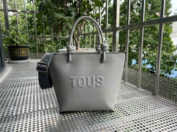tous medium shopping bag T62019