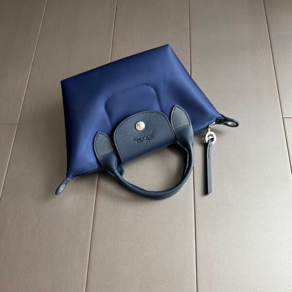 Long Champ 02 size  17x14x10cm