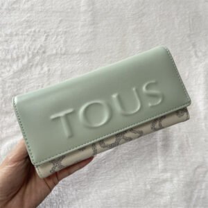 T0US long wallet 30370