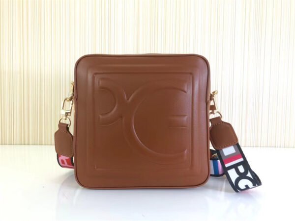 PG square bag pg24004