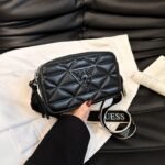 Guess fashion shoulder bag PDD536 size20x7.5x12cm