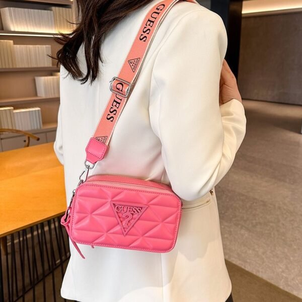 Guess fashion shoulder bag PDD536 size20x7.5x12cm