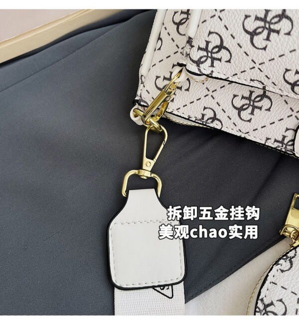 GUESS fashion shoulder bag PDD732 size24X4X13cm