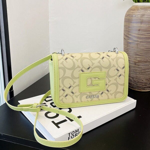 GUESS bag PDD658