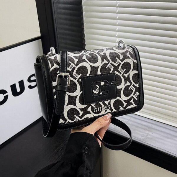 GUESS bag PDD658