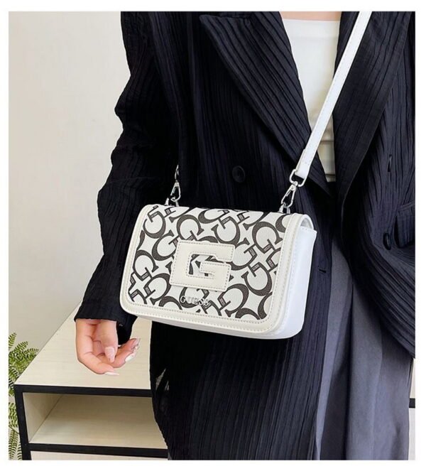 GUESS bag PDD658
