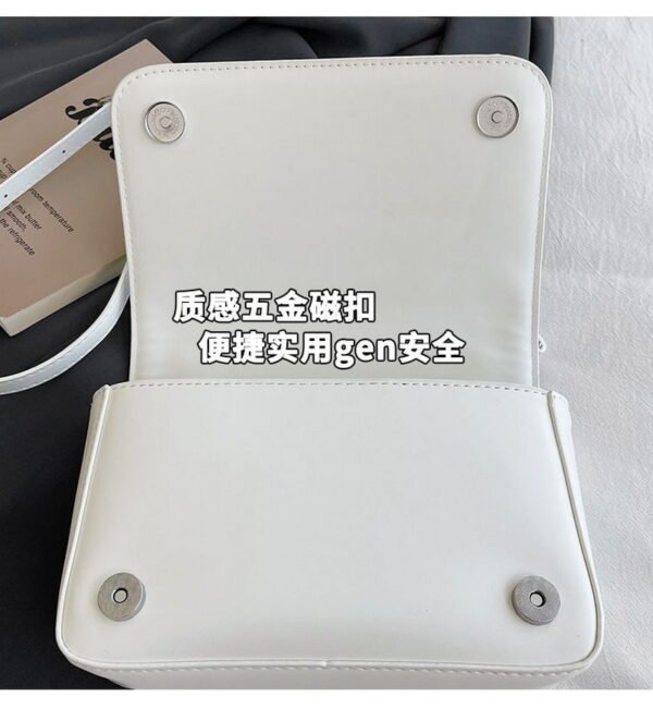 GUESS bag PDD658