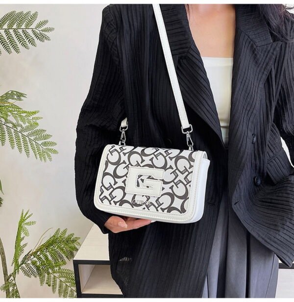 GUESS bag PDD658