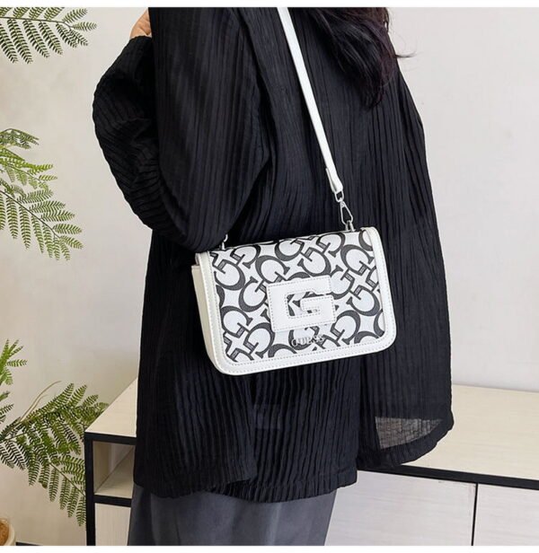 GUESS bag PDD658