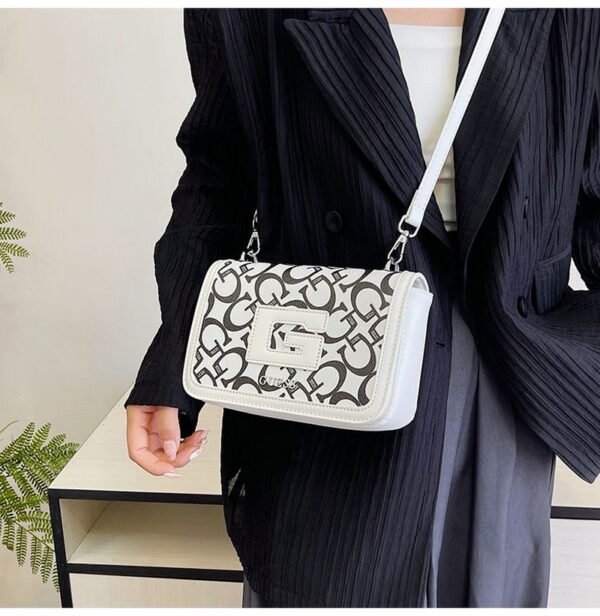 GUESS bag PDD658