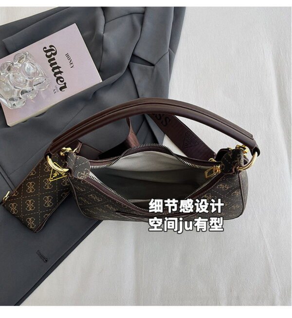 GUESS bag PDD740 size26X7X15cm