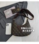 GUESS bag PDD740 size26X7X15cm
