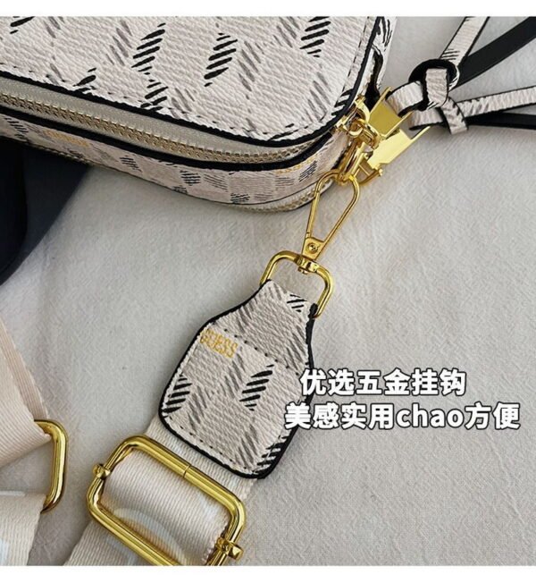 GUESS bag PDD741 size20X7X12cm
