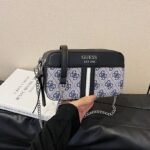 GUESS bag PDD742 size20X7X12cm