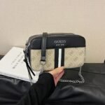 GUESS bag PDD742 size20X7X12cm