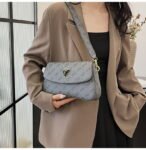 GUESS bag PDD744 size28x5x16cm
