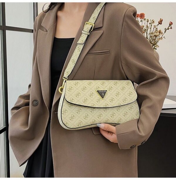 GUESS bag PDD744 size28x5x16cm