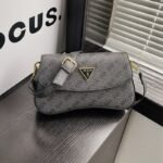GUESS bag PDD744 size28x5x16cm