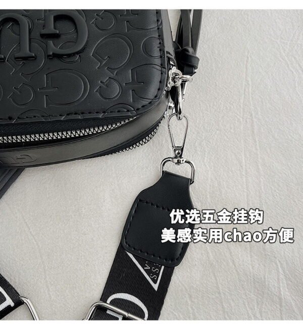 GUESS bag PDD750 size20X7X12cm
