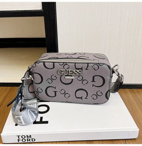 GUESS bag PDD751 size20X7X12cm