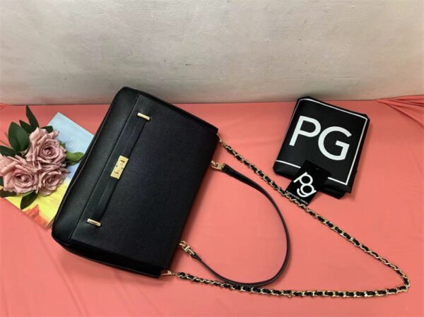 Purificacion Garcia PG114 size24*30*12