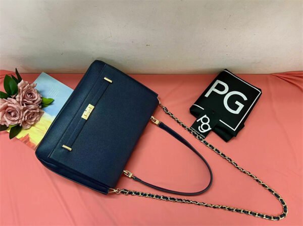 Purificacion Garcia PG114 size24*30*12