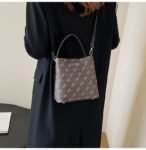 GUESS bag PDD765 size19X12X20cm