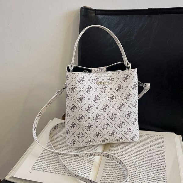 GUESS bag PDD765 size19X12X20cm