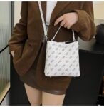 GUESS bag PDD765 size19X12X20cm