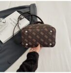 GUESS bag PDD765 size19X12X20cm