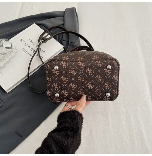 GUESS bag PDD765 size19X12X20cm