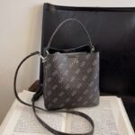 GUESS bag PDD765 size19X12X20cm