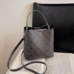 GUESS bag PDD765 size19X12X20cm