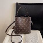 GUESS bag PDD765 size19X12X20cm