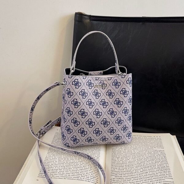 GUESS bag PDD765 size19X12X20cm