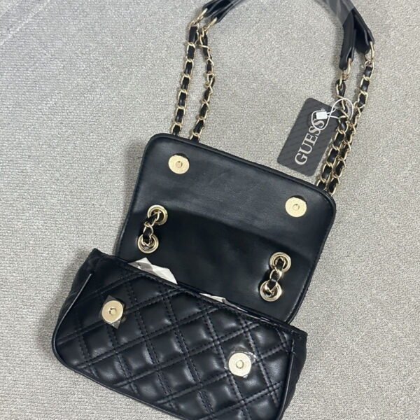 GUESS bag PDD769