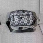 GUESS bag PDD650