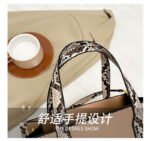 GUESS bag PDD775 size22X8X18cm