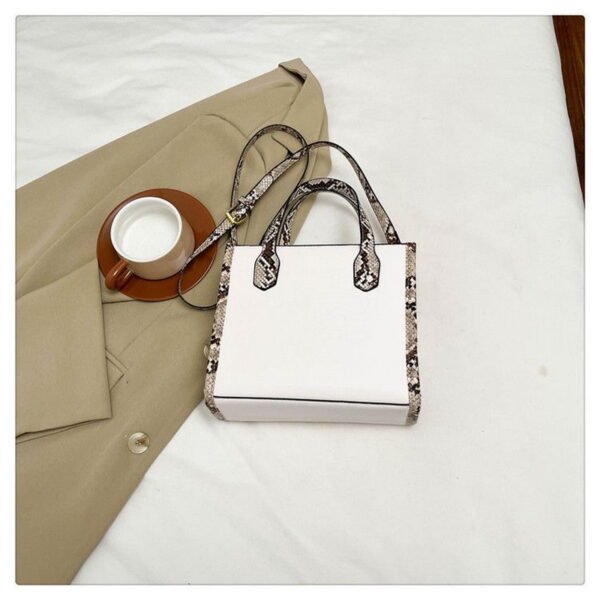 GUESS bag PDD775 size22X8X18cm