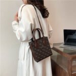 GUESS bag PDD776 size18X8X20cm