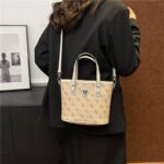 GUESS bag PDD777 size20X10X17cm