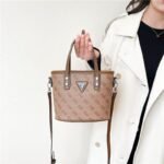 GUESS bag PDD777 size20X10X17cm
