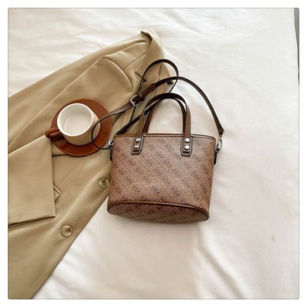GUESS bag PDD777 size20X10X17cm