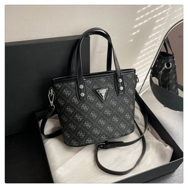 GUESS bag PDD777 size20X10X17cm