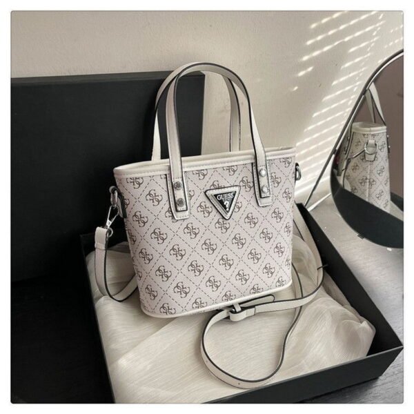 GUESS bag PDD777 size20X10X17cm
