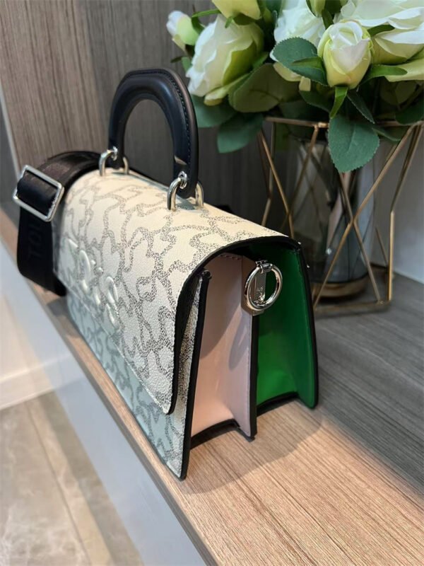 tous bag 62071 size 25-15-11cm