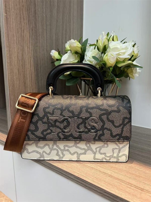 tous bag 62071 size 25-15-11cm
