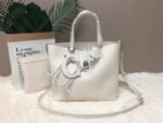 carolina herrera bag C195-1477S